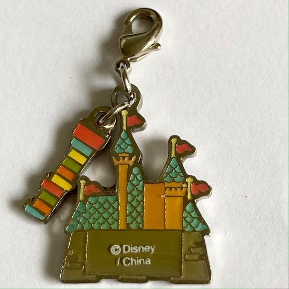 Vintage Disney 3 Charm Lot Cinderella Castle Blizzard Beach Coronado Springs - Picture 8 of 12